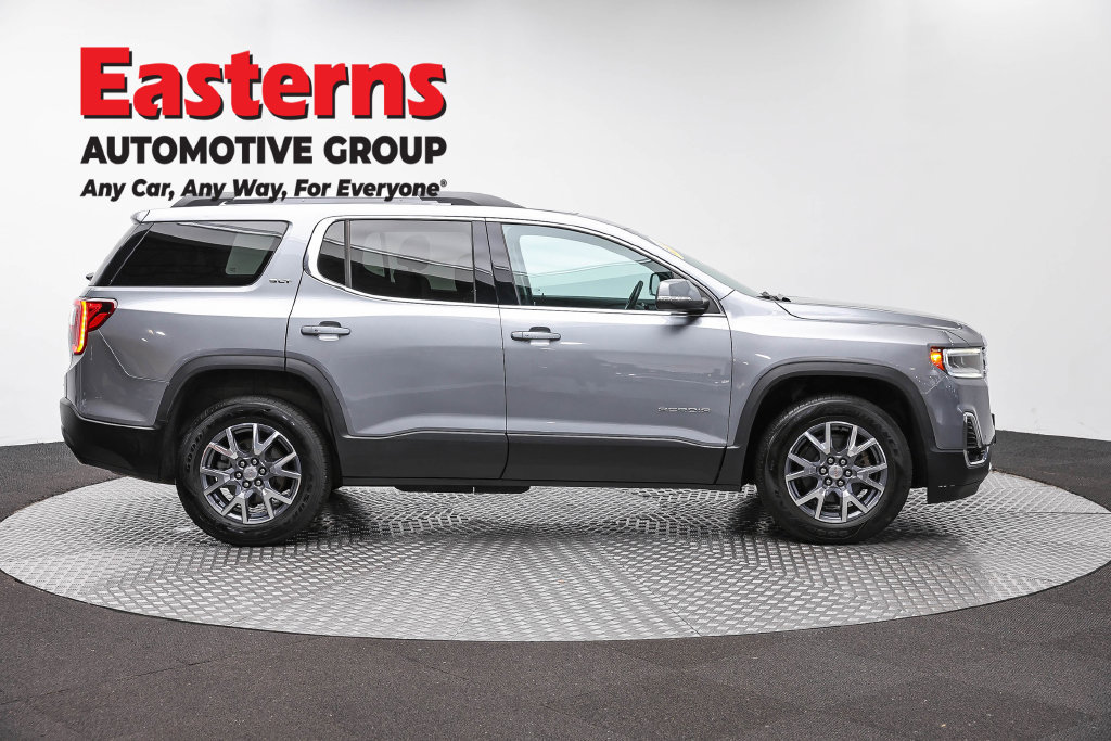 Used 2023 GMC Acadia SLT AWD/4WD image 5