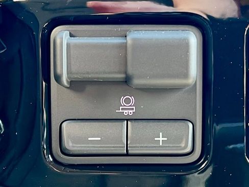 New 2025 Chevrolet Silverado 1500 LTZ w/ LTZ Premium Package image 42