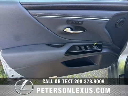 Used 2024 Lexus ES 250 w/ Premium Package AWD/4WD image 21