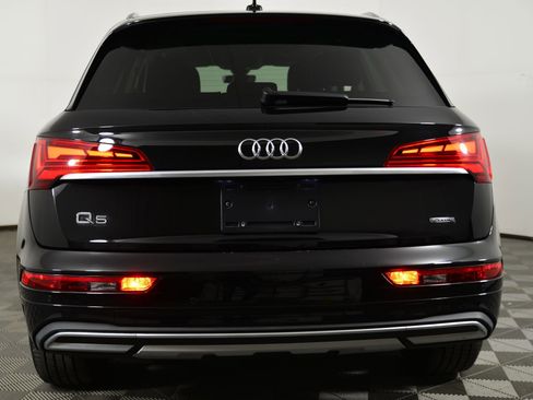 Used 2023 Audi Q5 2.0T Premium w/ Convenience Package image 8
