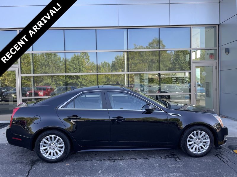 Used 2012 Cadillac CTS Luxury image 1