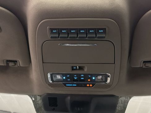 Used 2026 Ford F450 Platinum w/ Platinum Plus Package AWD/4WD image 37