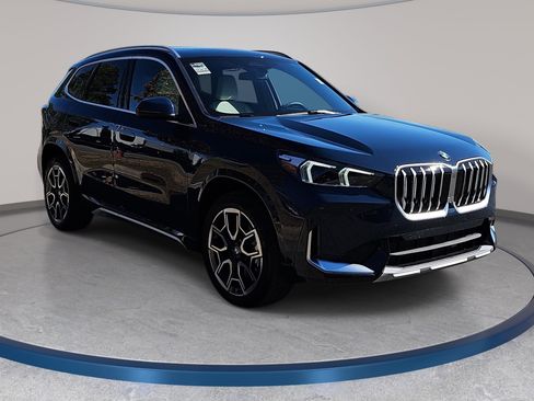New 2026 BMW X1 xDrive28i w/ Technology Package image 3