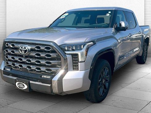 Used 2025 Toyota Tundra Platinum AWD/4WD image 13