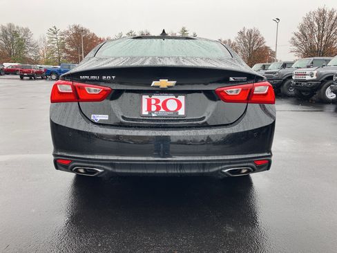 Used 2017 Chevrolet Malibu Premier w/ Driver Confidence Package image 7