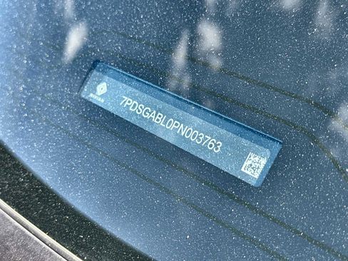 Used 2023 Rivian R1S Launch Edition AWD/4WD image 24