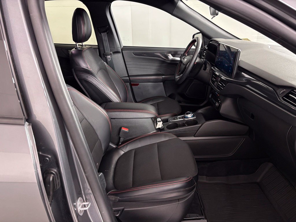 Used 2026 Ford Escape ST-Line w/ Tech Pack #1 FWD image 47