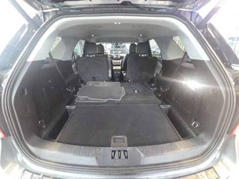 Used 2022 Ford Explorer XLT w/ Equipment Group 202A image 11