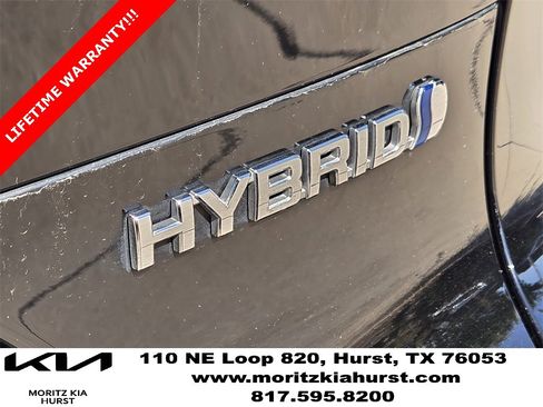 Used 2021 Toyota Venza LE image 16