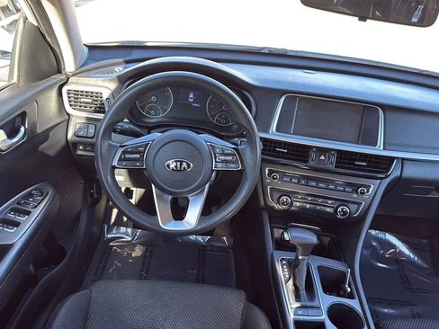 Used 2019 Kia Optima LX image 26