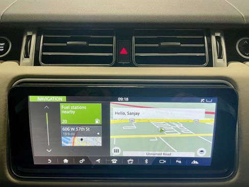 Used 2020 Land Rover Range Rover HSE image 27