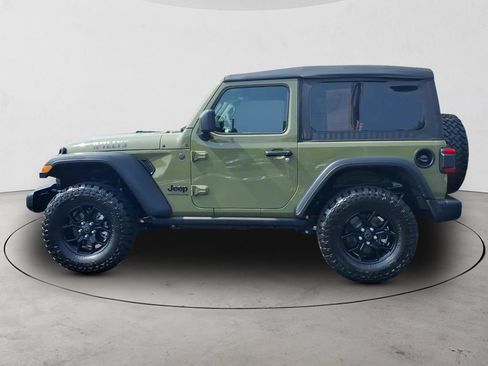 Used 2025 Jeep Wrangler Sport AWD/4WD image 8
