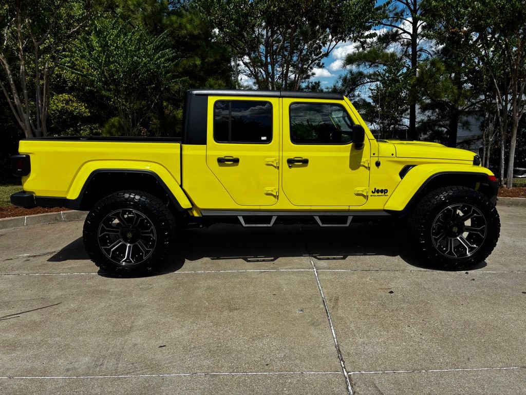 Used 2023 Jeep Gladiator Sport AWD/4WD image 5