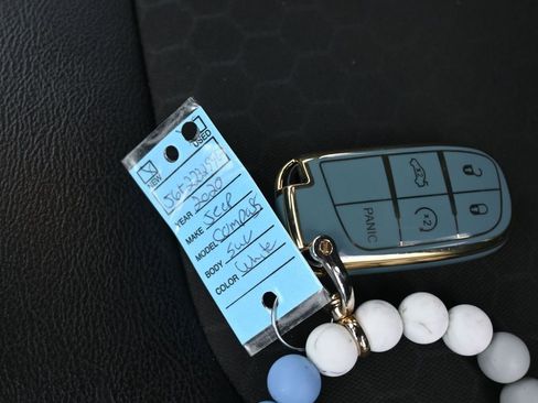 Used 2020 Jeep Compass Latitude image 24