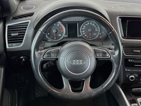 Used 2017 Audi Q5 2.0T Premium Plus w/ Technology Package image 18