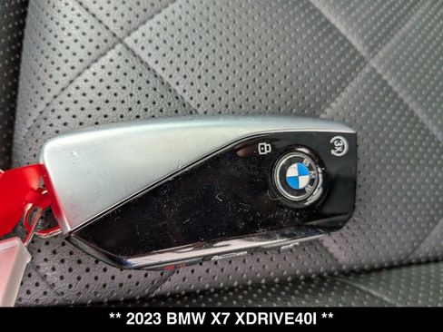 Certified 2023 BMW X7 xDrive40i w/ M Sport Package AWD/4WD image 32