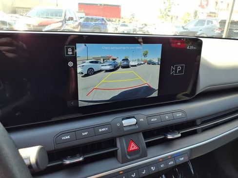 Used 2025 Kia K4 LXS FWD image 19