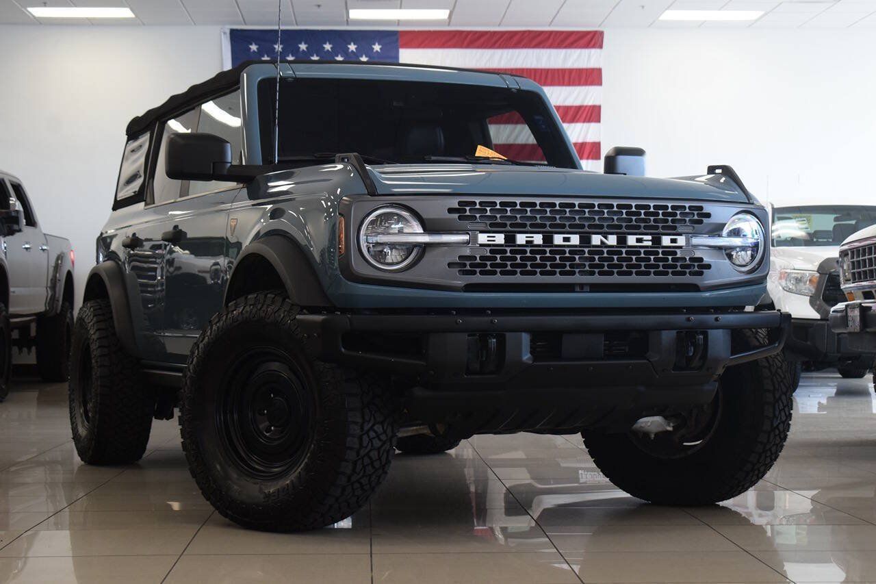 Used 2022 Ford Bronco Badlands AWD/4WD image 1