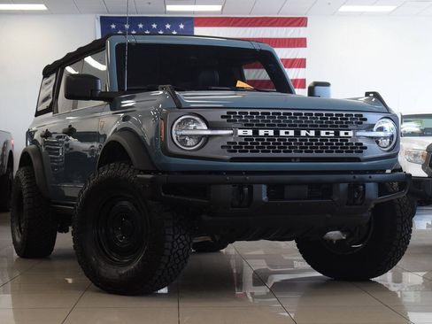 Used 2022 Ford Bronco Badlands AWD/4WD image 1