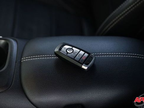 Used 2020 Ford Mustang Shelby GT500 w/ Technology Package RWD image 88