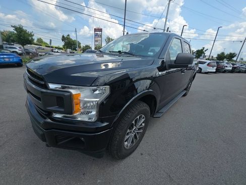 Used 2020 Ford F150 XLT w/ Equipment Group 302A Luxury AWD/4WD image 3