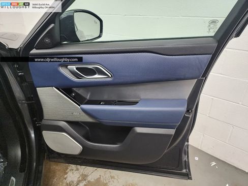 Used 2023 Land Rover Range Rover Velar R-Dynamic S AWD/4WD image 31