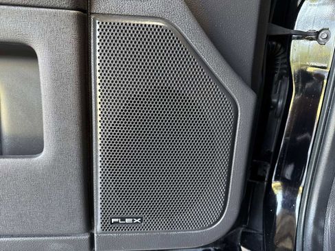 Used 2018 Ford Flex Limited w/ Equipment Group 301A FWD image 30