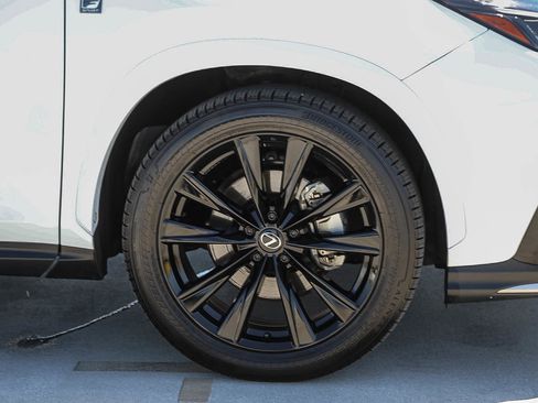 Used 2024 Lexus NX 350 F Sport image 10