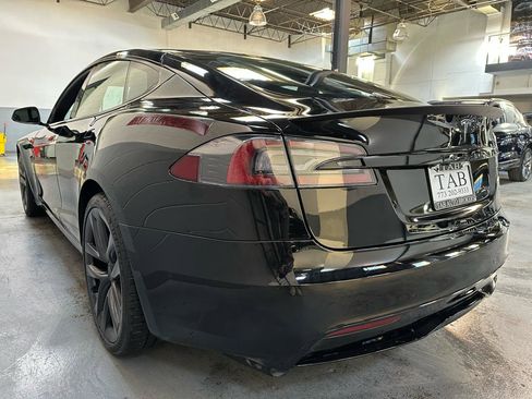 Used 2022 Tesla Model S Plaid image 5