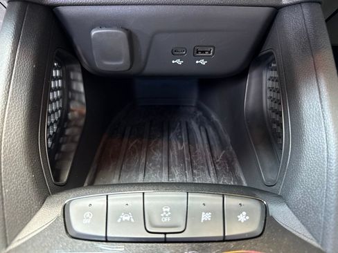Used 2025 Chevrolet TrailBlazer LT w/ LPO, Blackout Package FWD image 14