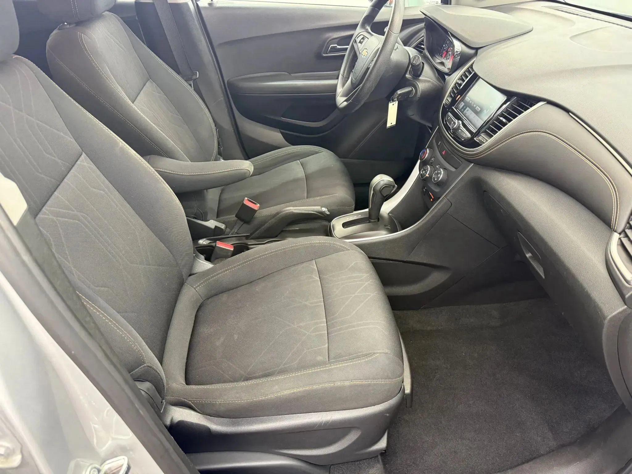 Used 2017 Chevrolet Trax LT AWD/4WD image 20