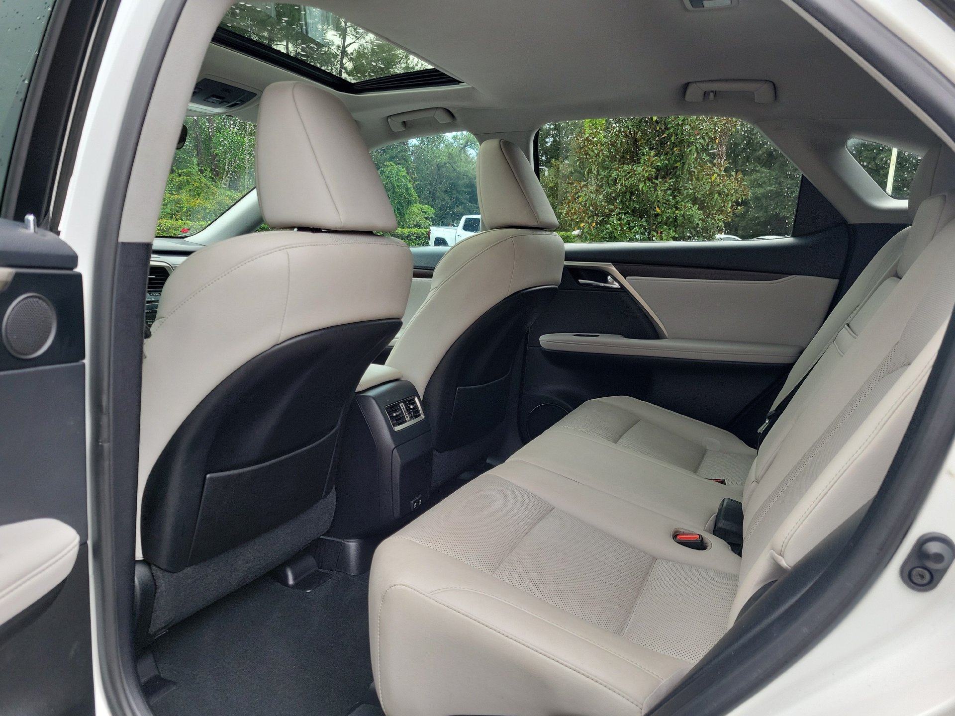 Used 2021 Lexus RX 350 FWD w/ Premium Package image 18