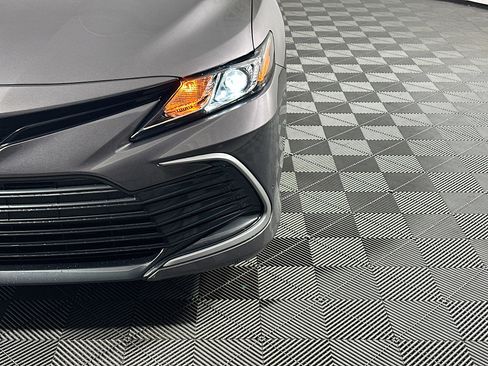 Used 2023 Toyota Camry LE image 9