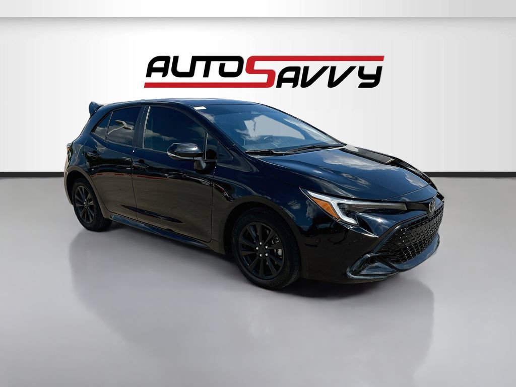 Used 2026 Toyota Corolla SE FWD image 1