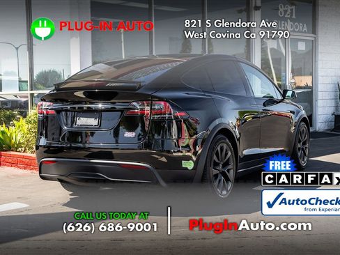 Used 2023 Tesla Model X Plaid image 4