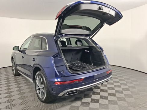 Used 2024 Audi Q5 2.0T Premium Plus w/ Premium Plus Package AWD/4WD image 12
