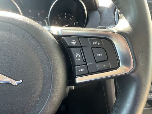 Used 2018 Jaguar F-PACE Prestige AWD/4WD image 20