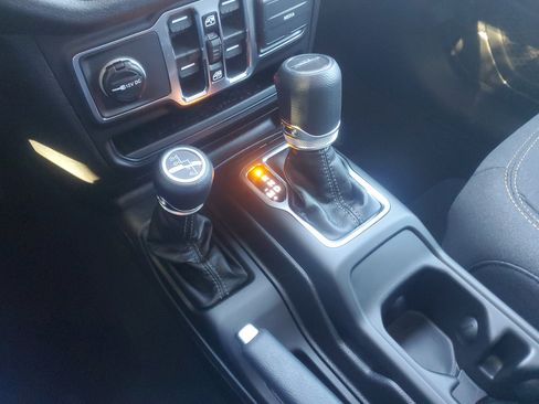 New 2026 Jeep Gladiator Sport image 17