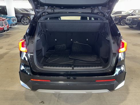 Used 2025 BMW X1 xDrive28i w/ Technology Package image 13