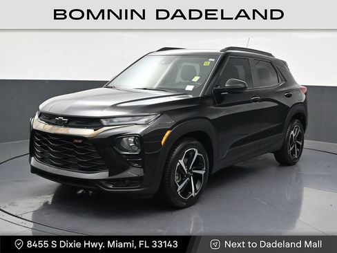 Used 2023 Chevrolet TrailBlazer RS FWD image 1