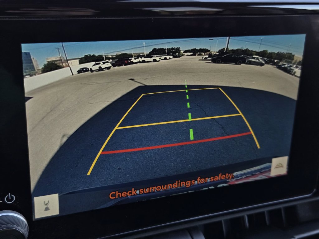 Used 2025 Toyota RAV4 XLE FWD image 19