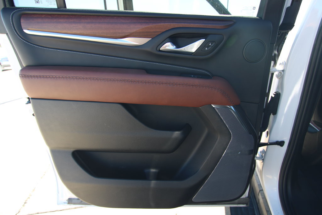 Used 2024 GMC Yukon XL Denali Ultimate AWD/4WD image 41