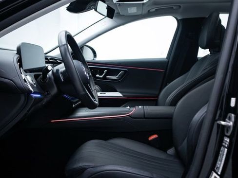 Used 2025 Mercedes-Benz E 450 4MATIC All-Terrain Wagon image 9