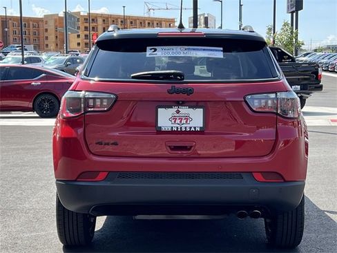 Used 2020 Jeep Compass Latitude image 5