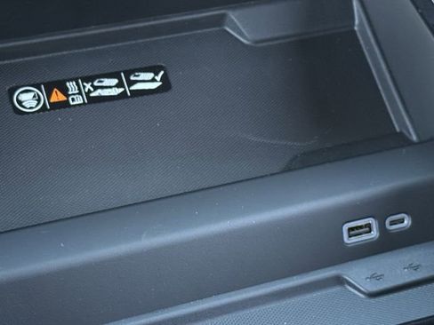 New 2026 Chevrolet Tahoe High Country image 17