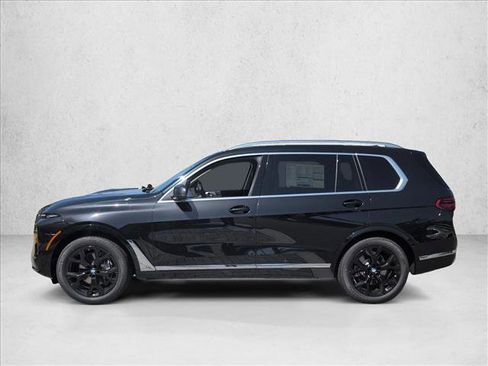 Used 2026 BMW X7 xDrive40i w/ Premium Package AWD/4WD image 5