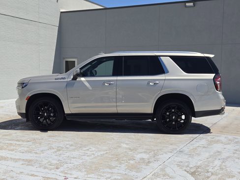 Used 2023 Chevrolet Tahoe High Country w/ Premium Package 2 RWD image 5