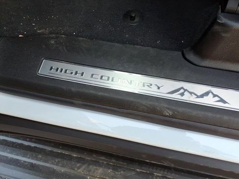 New 2026 Chevrolet Tahoe High Country w/ Sun And Tow Package image 24