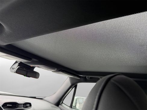 Used 2019 Jeep Renegade Limited w/ Quick Order Package 22P image 22