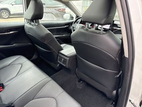 Used 2022 Toyota Camry XSE image 35